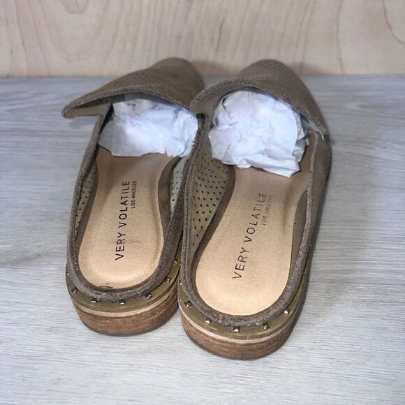 Very Volatile Mesquite Perf Mule Brown Suede Women's 9 - Picture 5 of 9